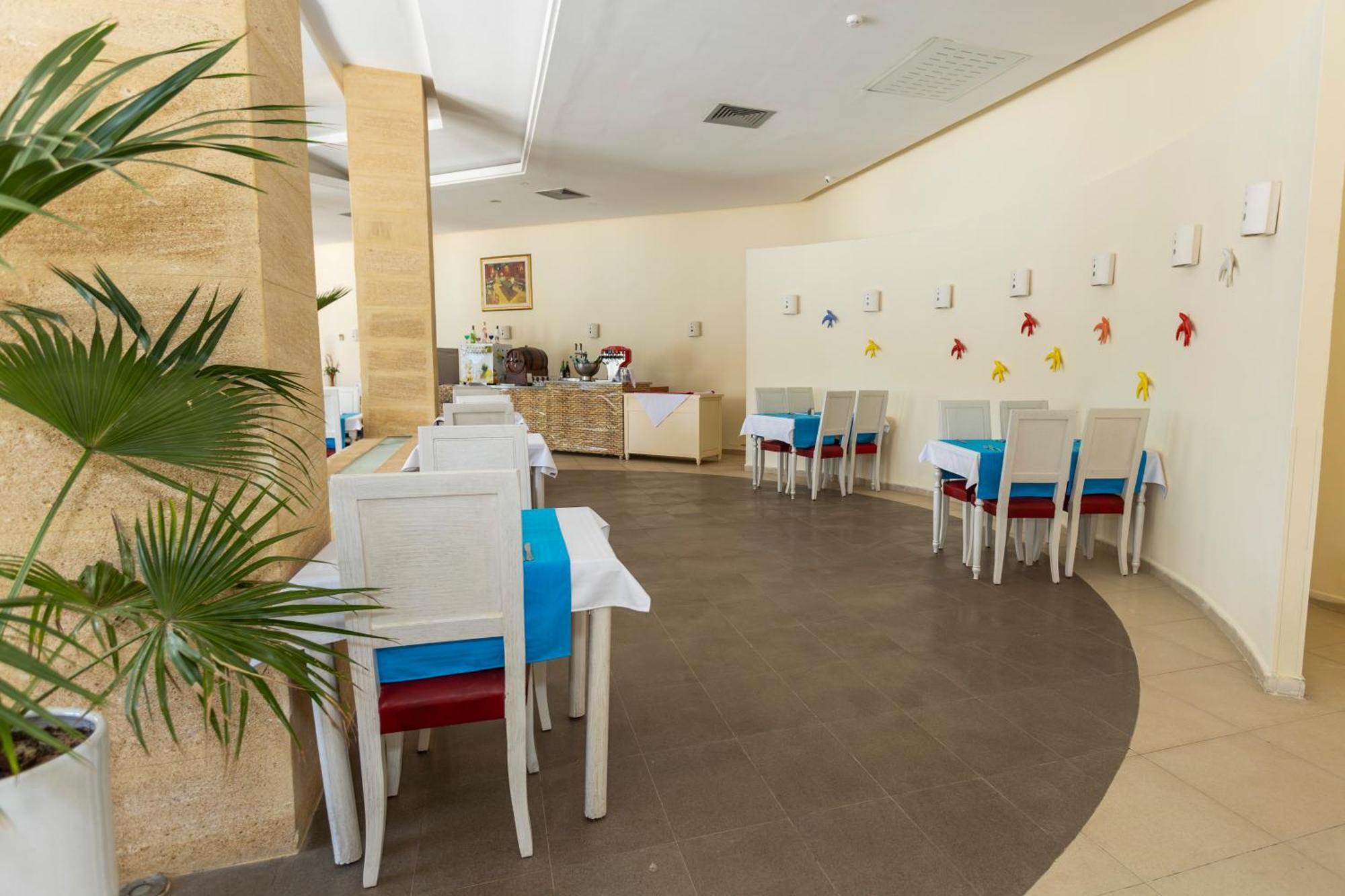 Le Petit Palais Djerba & Spa Houmt Souk  Exteriör bild