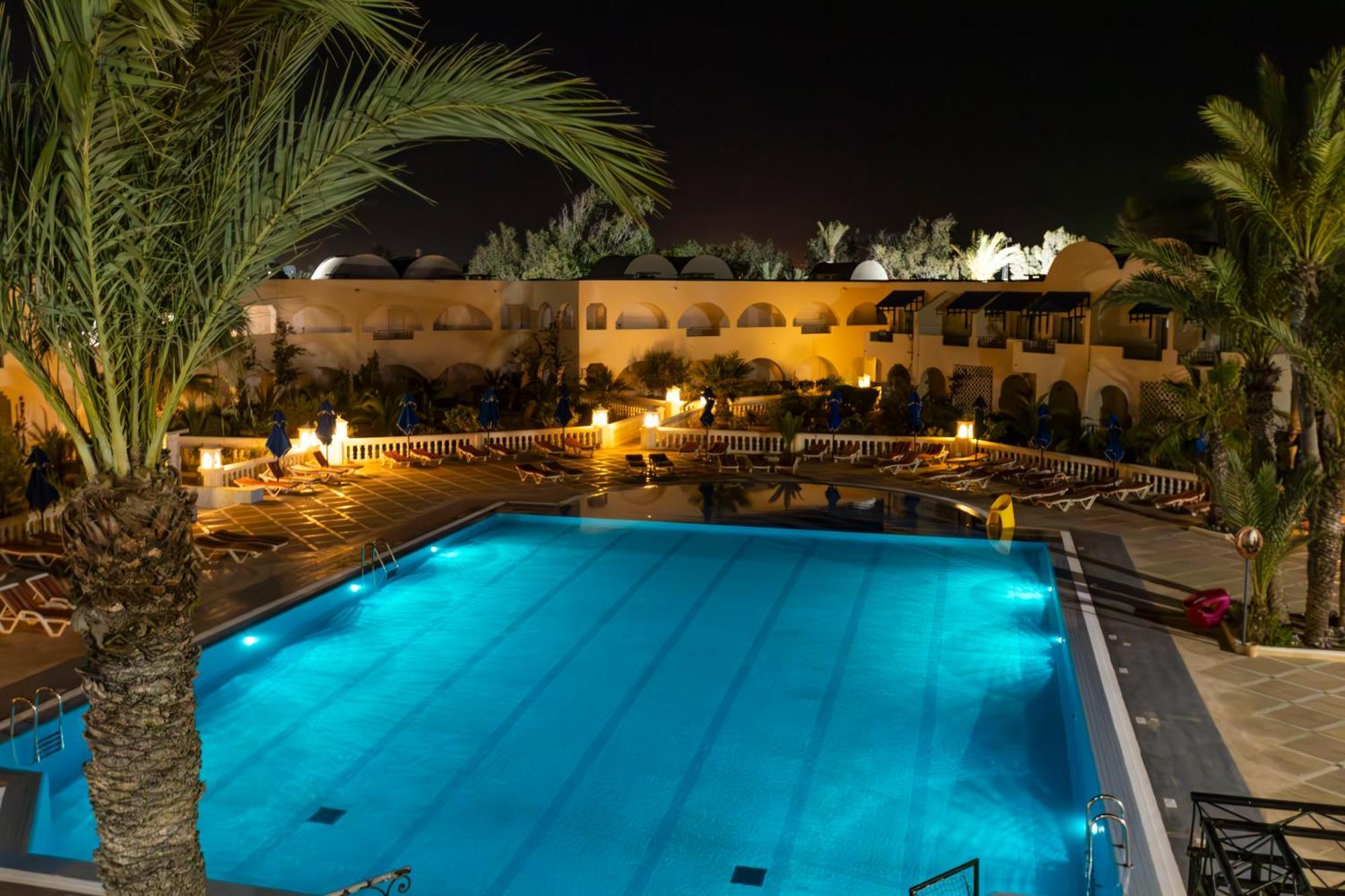 Le Petit Palais Djerba & Spa Houmt Souk  Exteriör bild