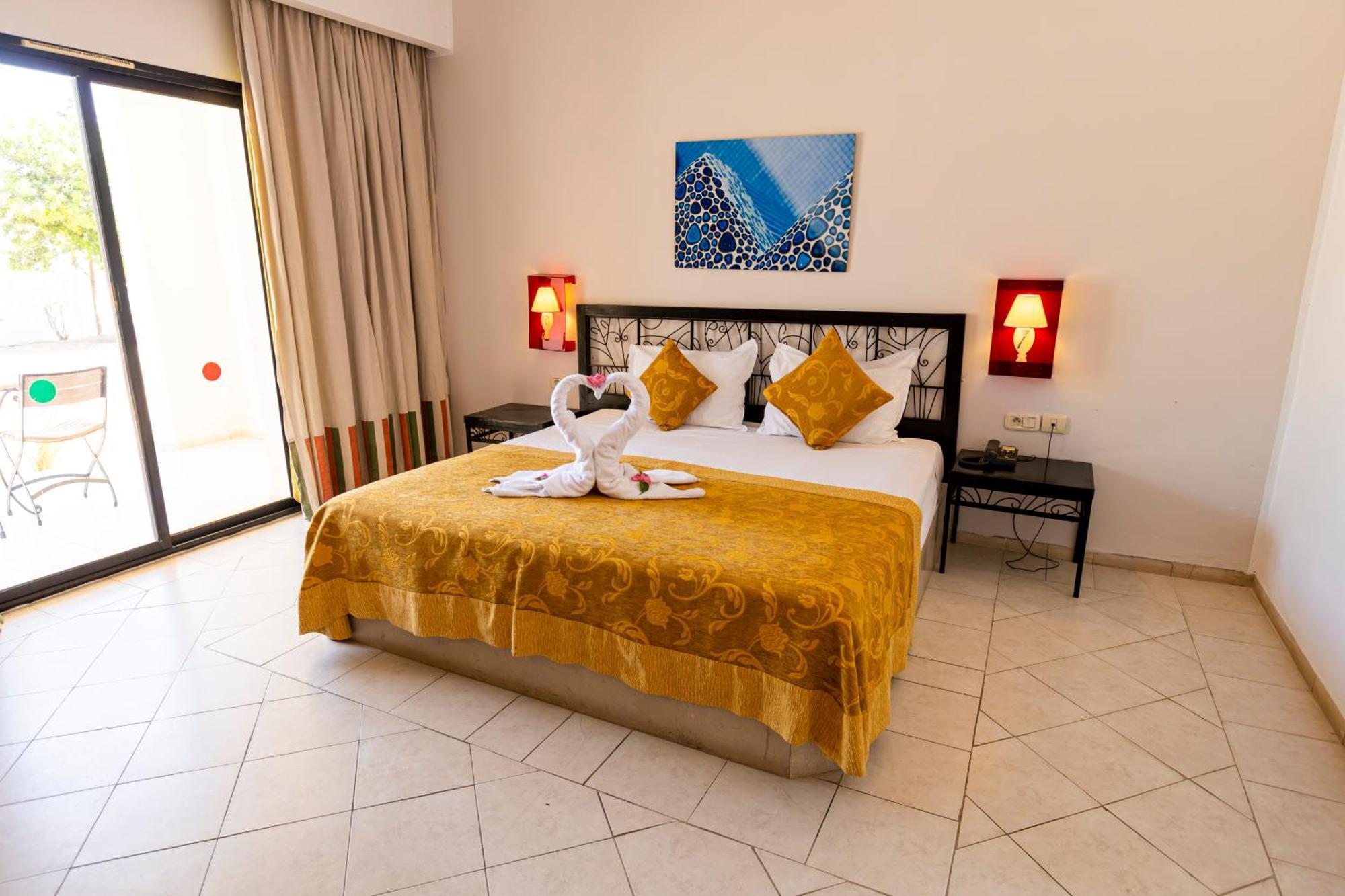 Le Petit Palais Djerba & Spa Houmt Souk  Exteriör bild